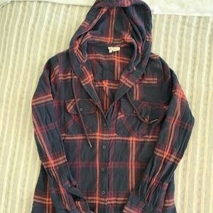 Women’s hooded flannel